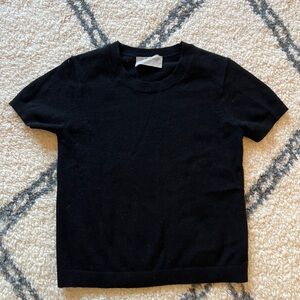 Everlane woman black cashmere Short Sleeve sweater